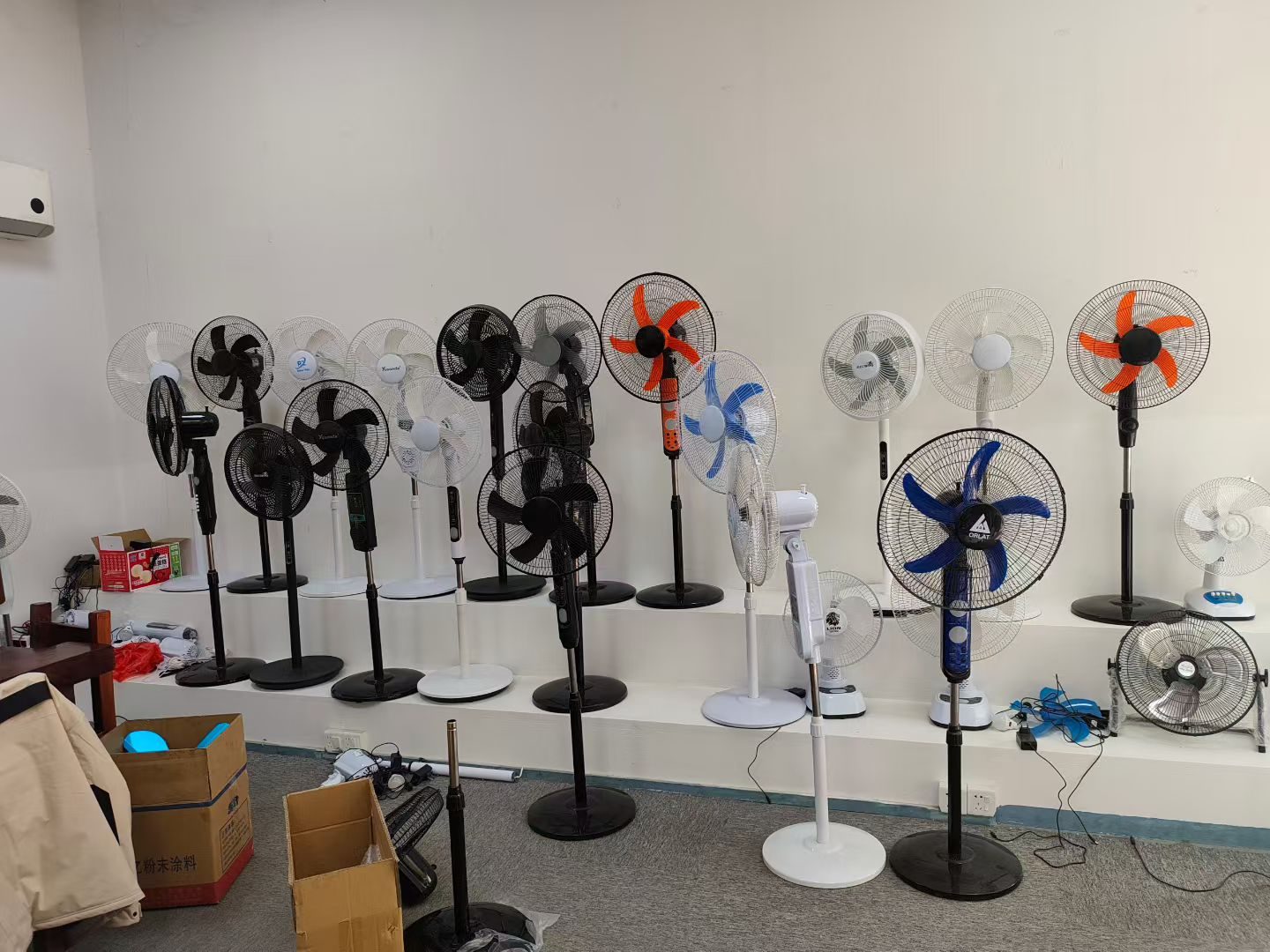 SolarBuyHub showroom